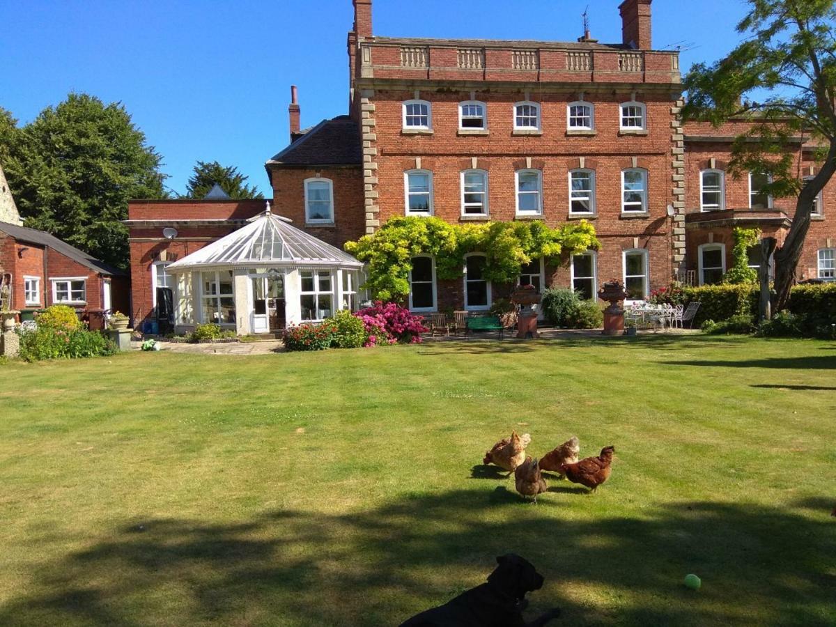 West Wing D'Isney Place. Lincoln Ngoại thất bức ảnh